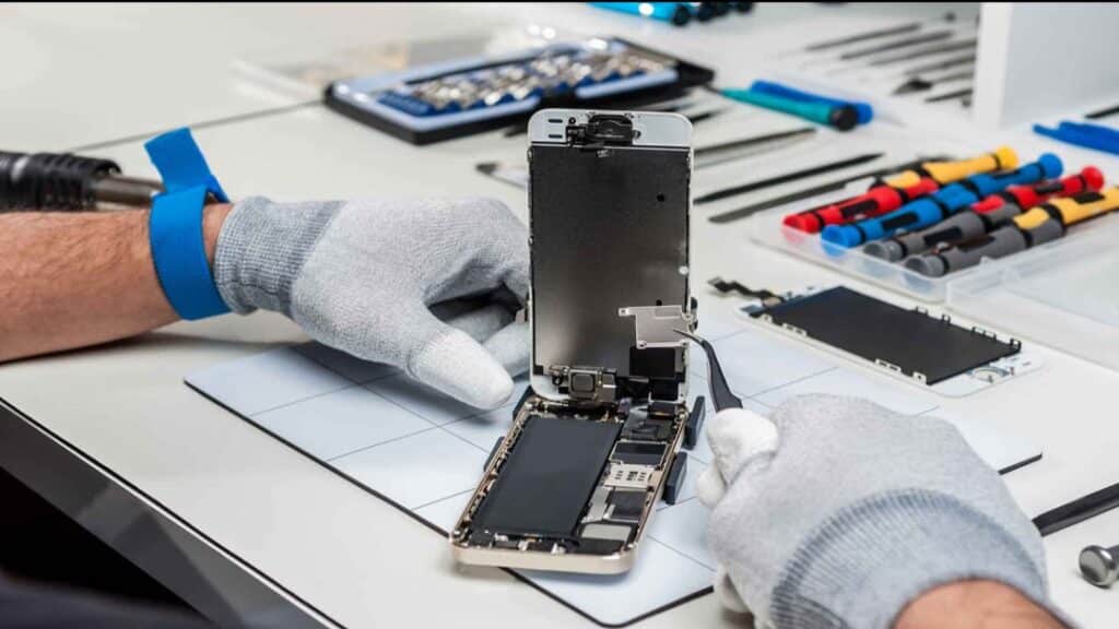 Quick Iphone Repair We Come To You
